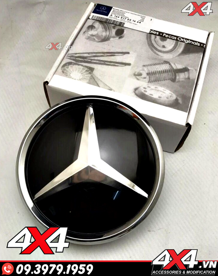 Hình ảnh logo Mercedes làm từ vật liệu cực xịn và được phủ bóng bề mặt tạo tạo nên sự sang trọng, logo thay được cho mọi dòng xe Mercedes-Benz W213 E-class